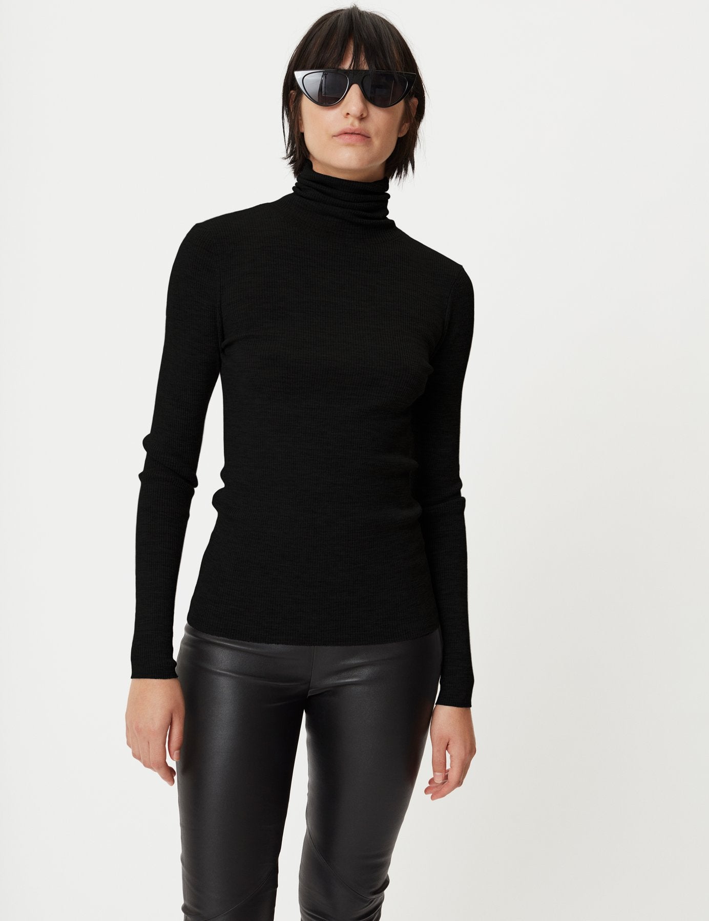 Sierra - Black