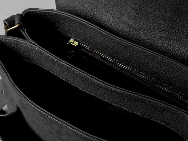 Nami - Black Suede