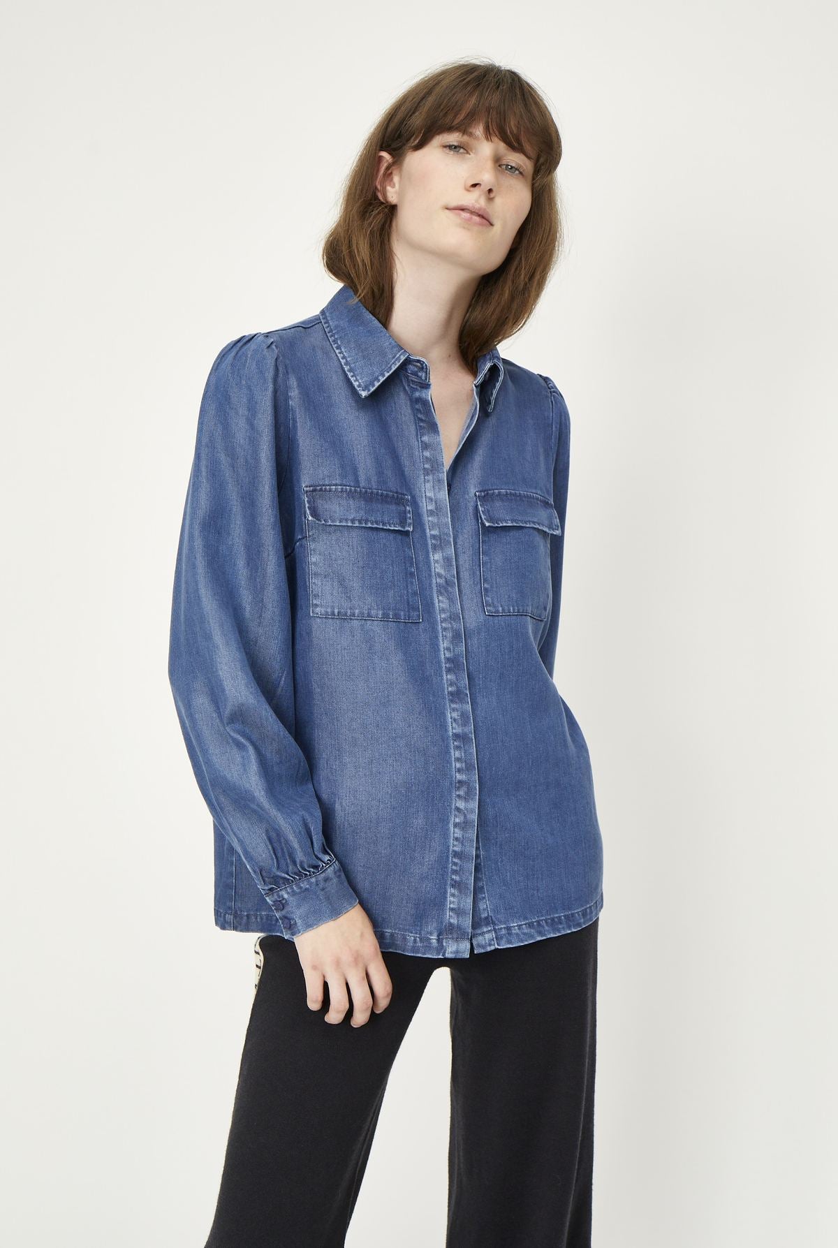 Cas Shirt - Dark Blue Denim - Just Female - Bluser & Skjorter - VILLOID.no