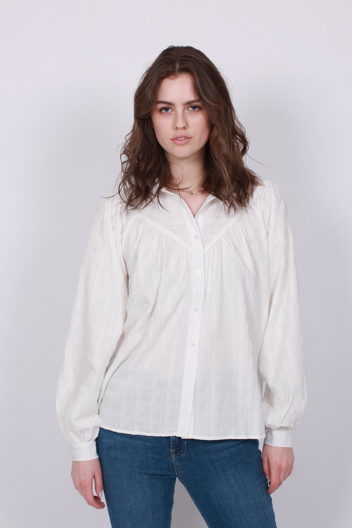 Detailed Shirt - Off White - MAUD - Bluser & Skjorter - VILLOID.no