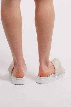 Soft Crossed - Off-White