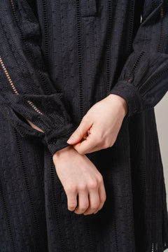 Alaya 2 - Black