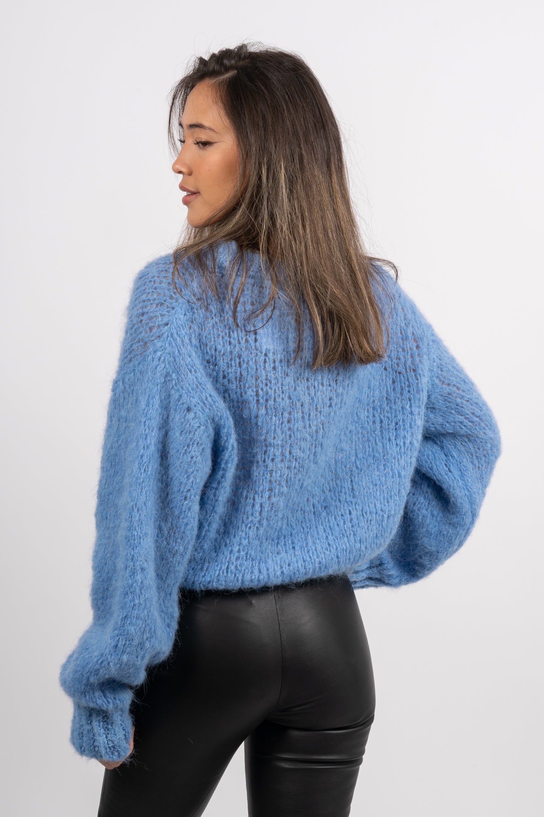 Leonnie Alpaca Pullover - Sky Blue