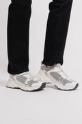 Standout - White/Sil