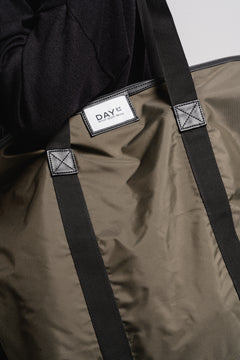 Day Gweneth Re-S Bag M - Tarmac