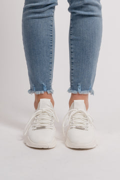Mac-E Sneaker - White