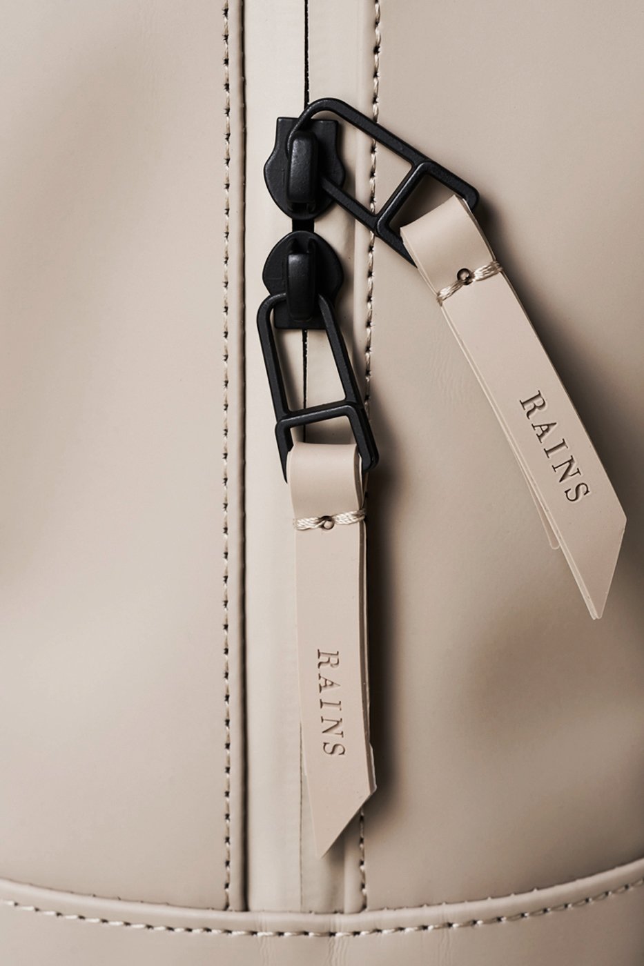 Field Bag - Beige - Rains - Tilbehør - VILLOID.no