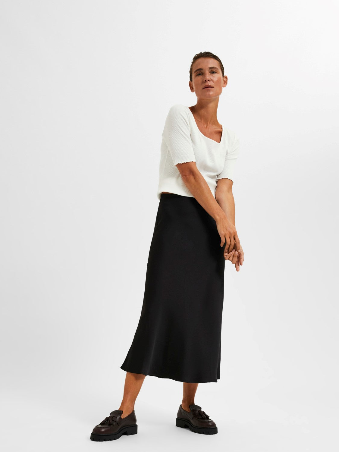 Selected Femme Skj rt Lena HW Midi Skirt Black Villoid selected-femme-skj-rt-lena-hw-midi-skirt-black-villoid