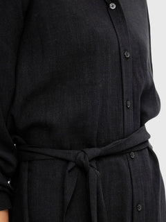Viva-Tonia Long Linen Shirt - Black