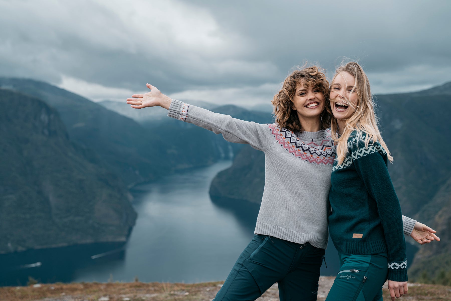 Finse Ullgenser - Lys Grå - Twentyfour - Gensere - VILLOID.no
