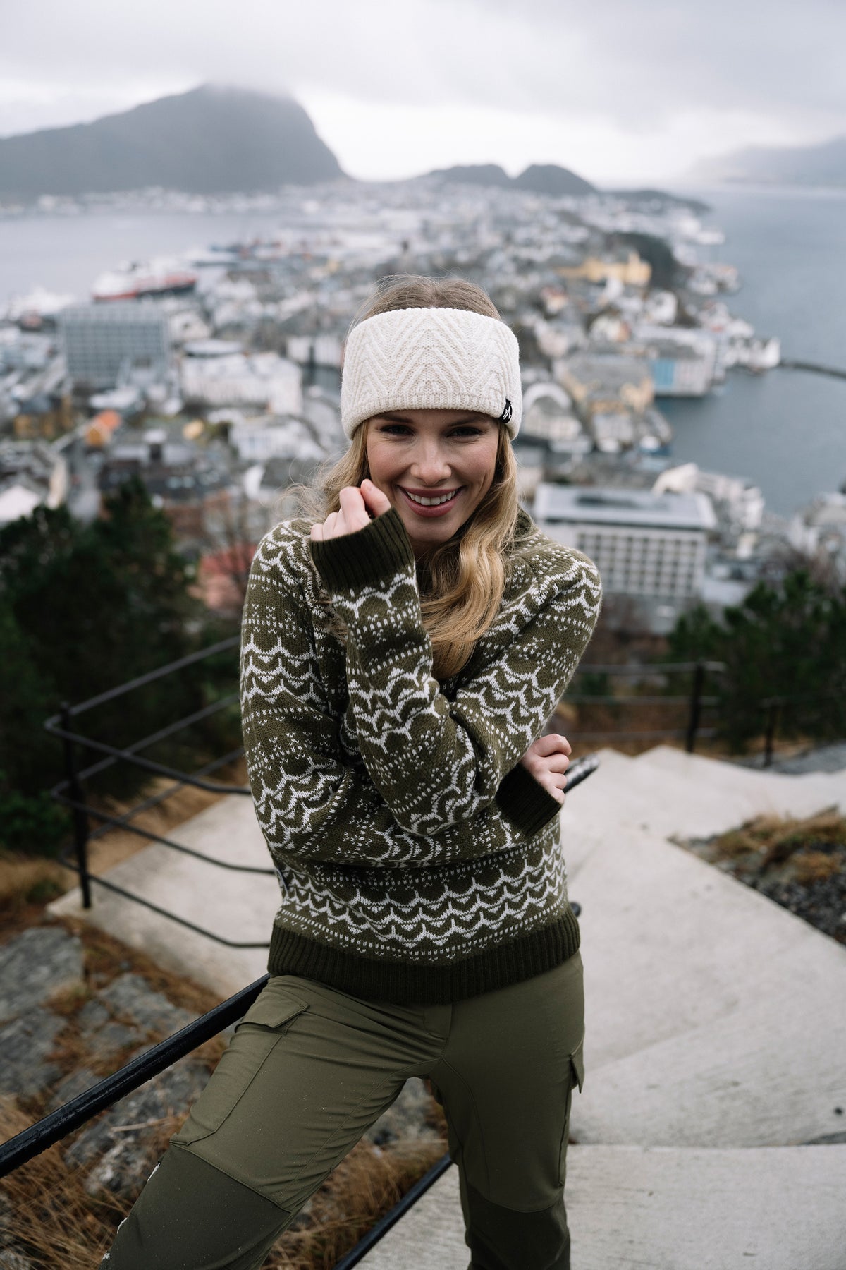 Finse Embla Ullgenser - Oliven
