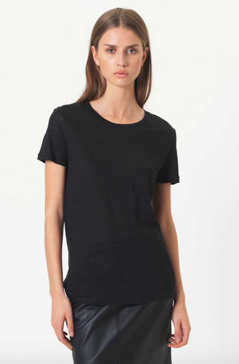 Peony O-neck Tee - Black - Second Female - T-skjorter & Topper - VILLOID.no